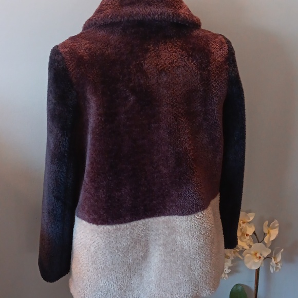 French Connection color block faux fur coat - Picture 3 of 5